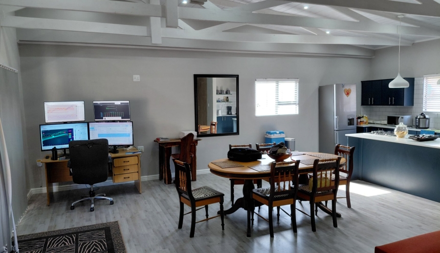2 Bedroom Property for Sale in Bergsig Western Cape